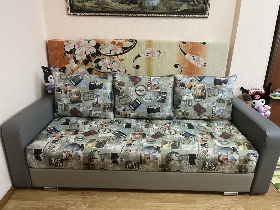 Продам Диван в Гостинную!