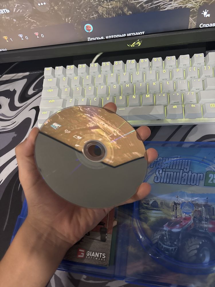 Продавам видео игра Farming Simulator 25 за playstation 5!