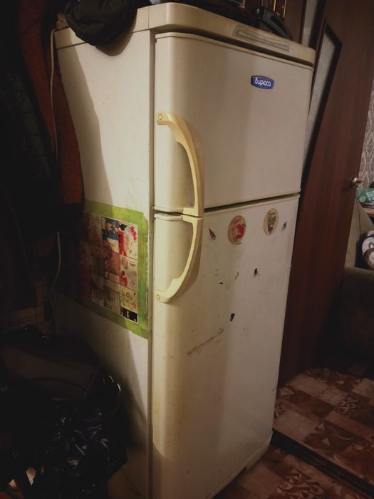 Продам холодильник