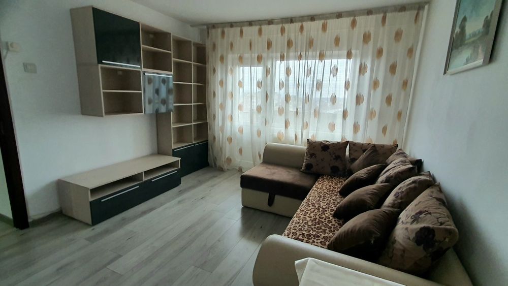 Apartament de închiriat