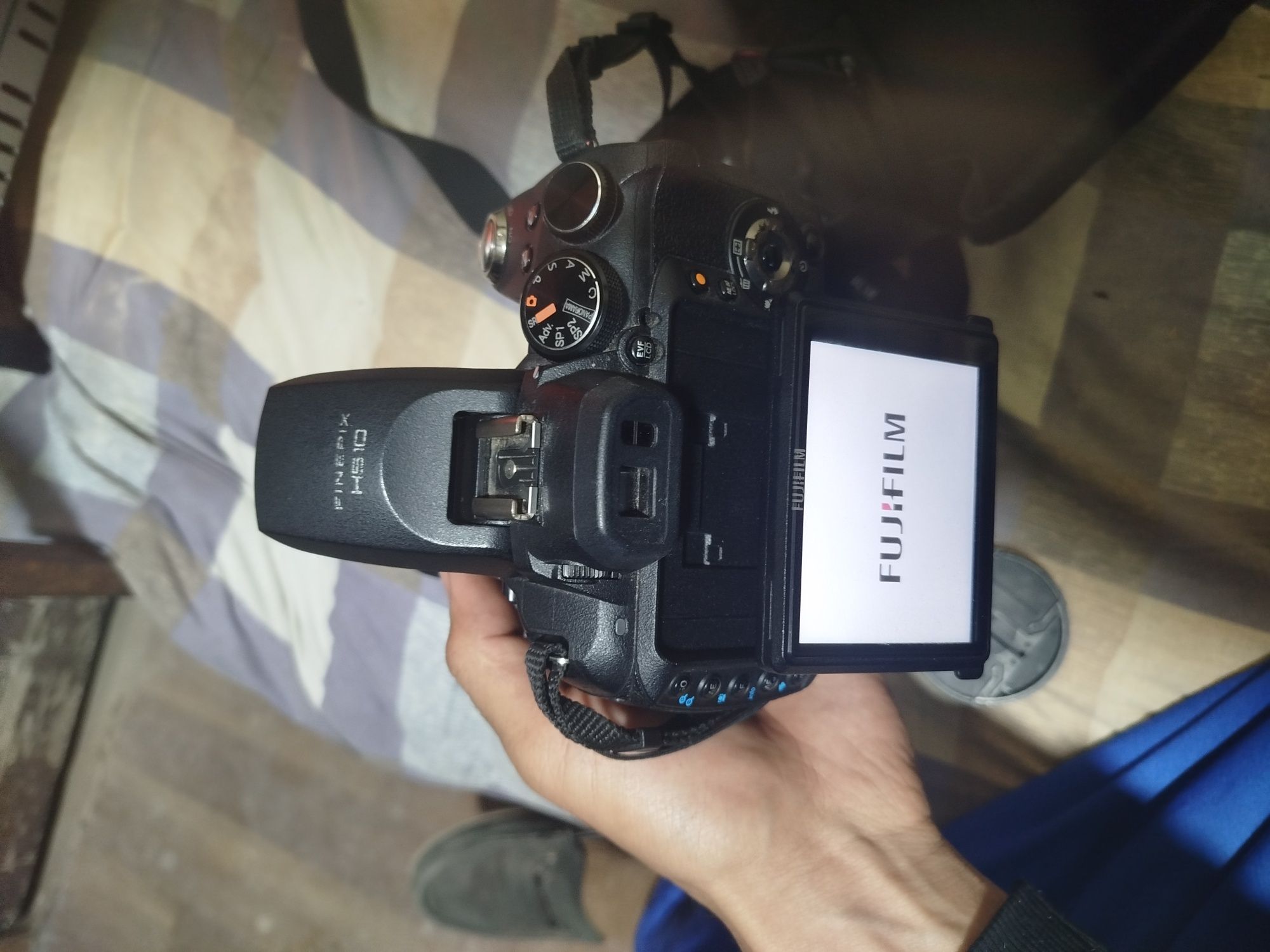 Fotoapparat sotiladi
