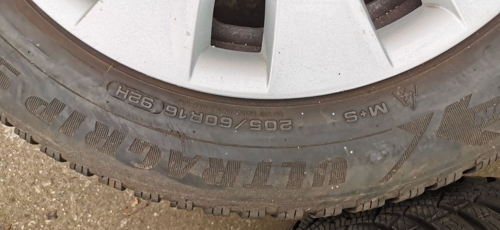 Jante cu cauciucuri iarnă - BMW Seria 1 si Seria 3--205/60/16