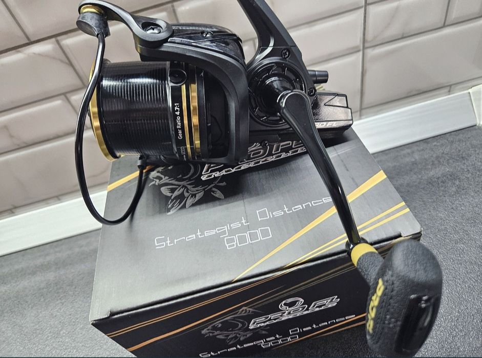 Mulineta PRO FL Strategist Distance 8000 10+1 Rulmenti NEW 2024