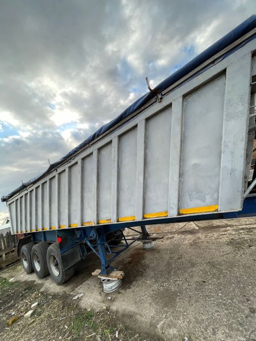 Semiremorca basculabila 3000 euro