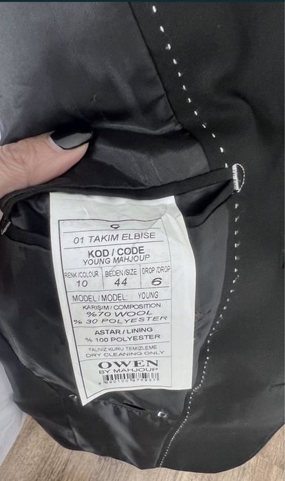 Costum Zara bleumarin ca nou