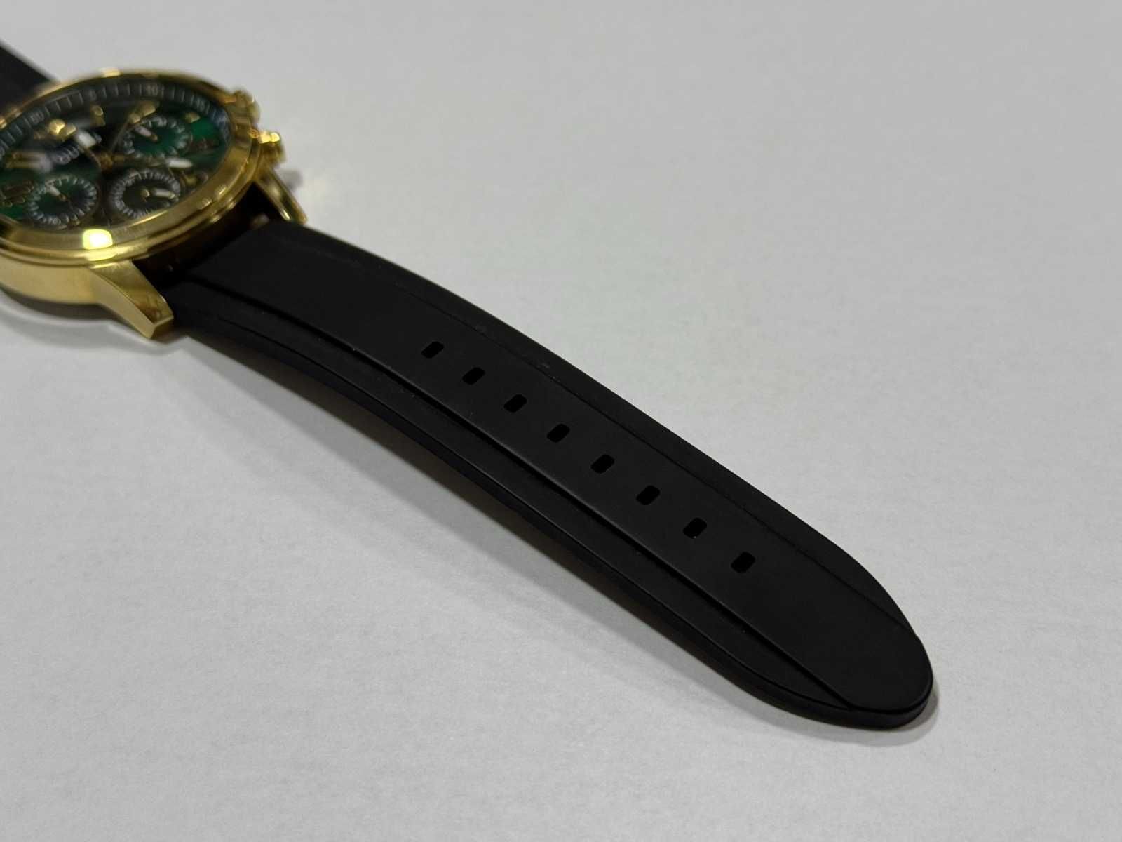 Часовник Guess GW0708G2