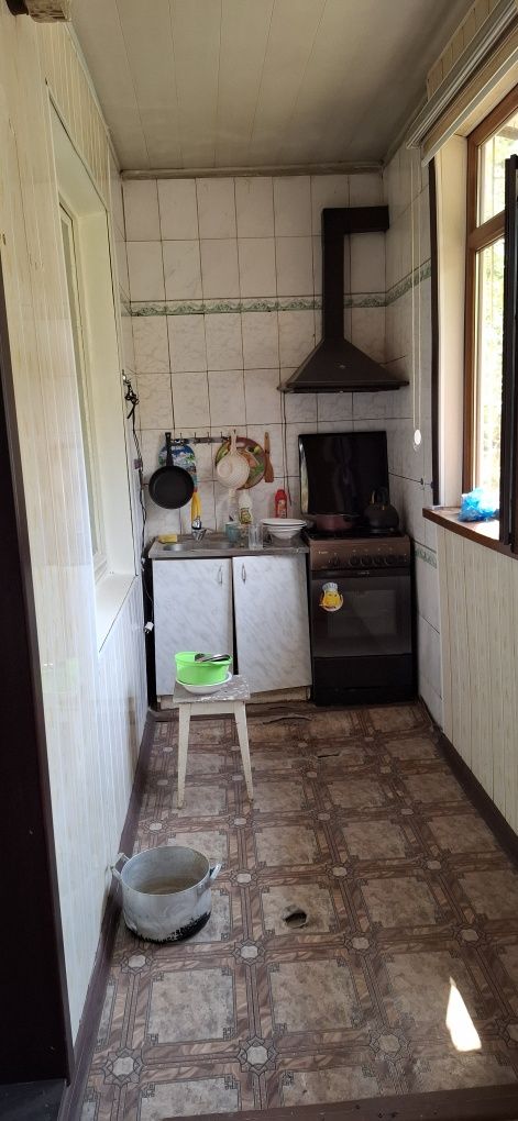 Продаю квартиру Яшнабадский р-он Авиасозлар-1. 2-ком 1-этаж 4-этажный