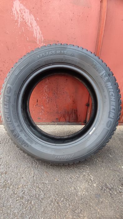 2бр. зимни гуми 175/65/15 Michelin Alpine 
dot21
6.88mm
Добро състояни