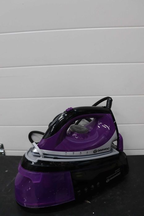 Парогенератор Daewoo 2400W 1.2L, 1.2L, керамично покритие,UK щепсел!