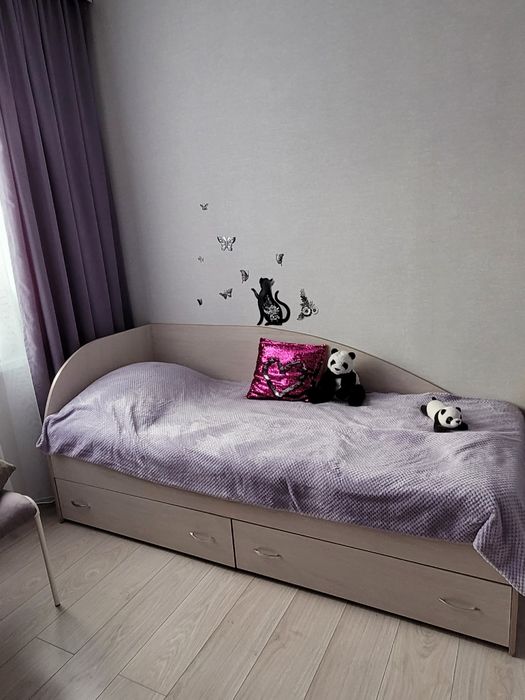 Продам кровать 90×200