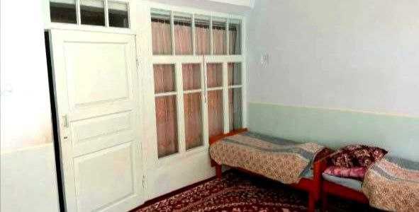 Ховли Сотилади 2 томони куча  Уй Куришга Ер нархда 8 сотик Кибрай рн