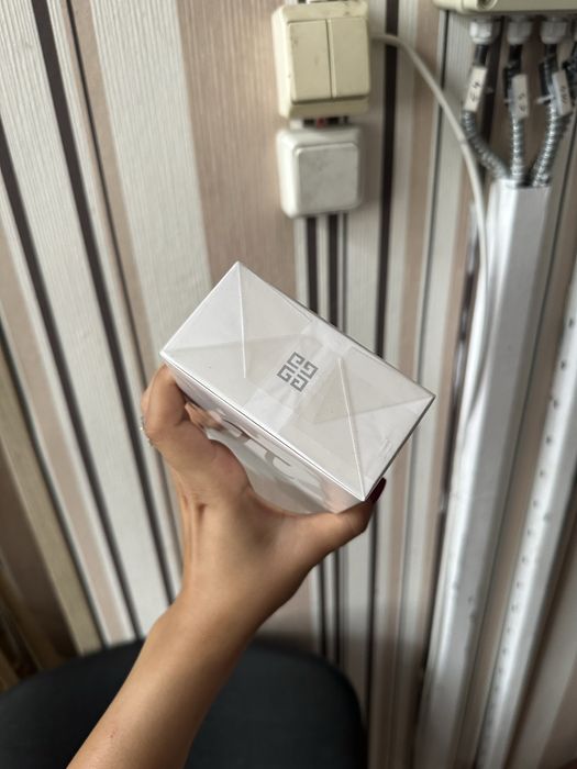 Givenchy pi eau de toillete