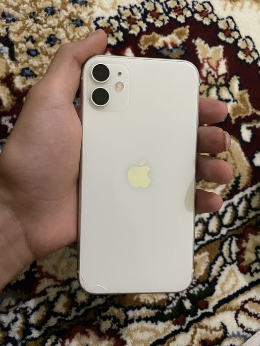Iphone 11 white ideal