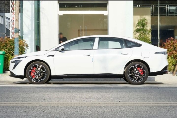 Nissan N7 2025 • 625 км • Максимальная версия • Под заказ