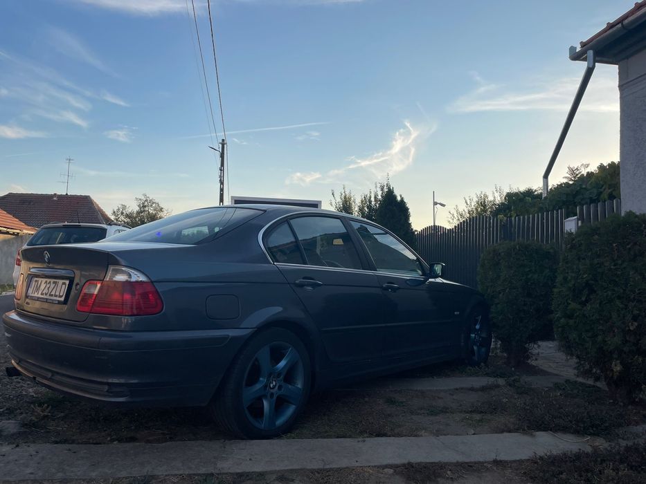 Vând BMW Seria 3 E46 (316i), motor 1.8 benzină – 115 CP