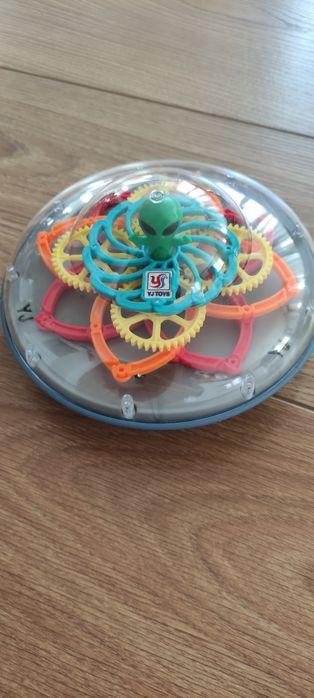 Нови детски играчки с кутии