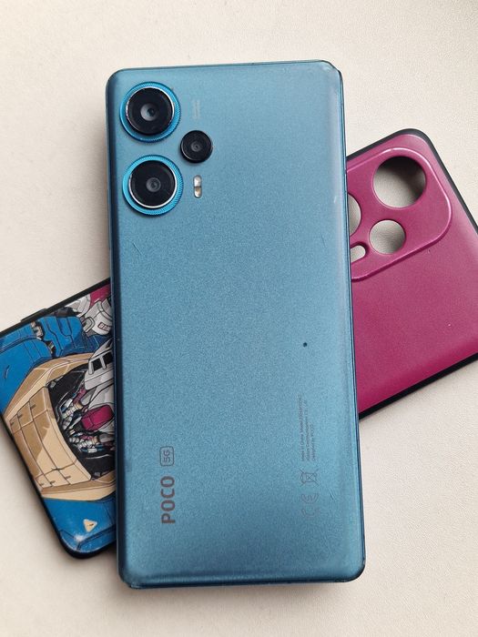 Poco F5 12/256 с небольшими трещинами и потертостями