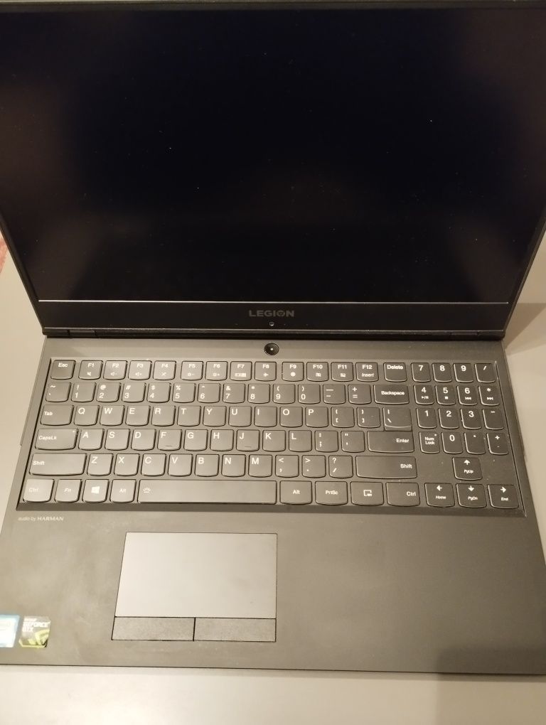 Геймърски лаптоп Lenovo Legion y530