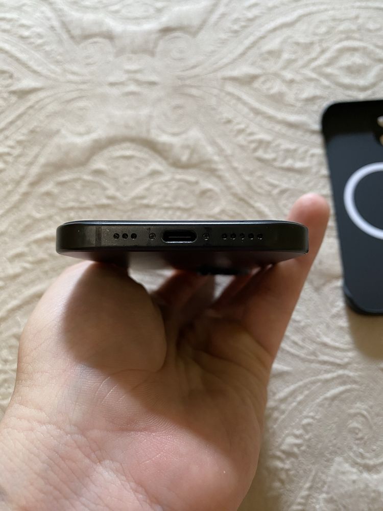 Iphone 15 с чехлом magsafe