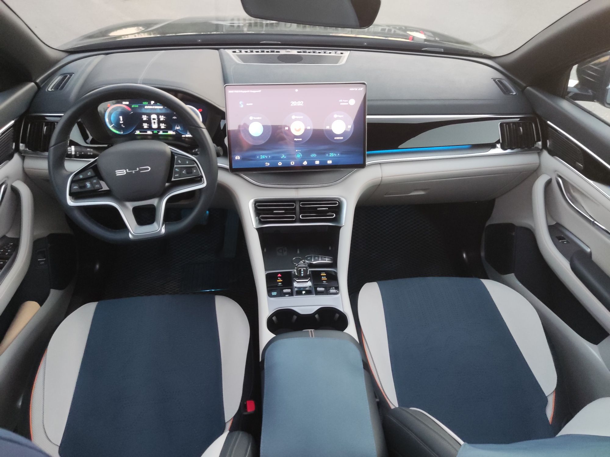 BYD Champion Gibrid Hybrid Dmi 150 Фулл позиция официальный салон