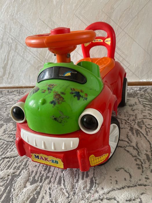 Машина игрушка для детей