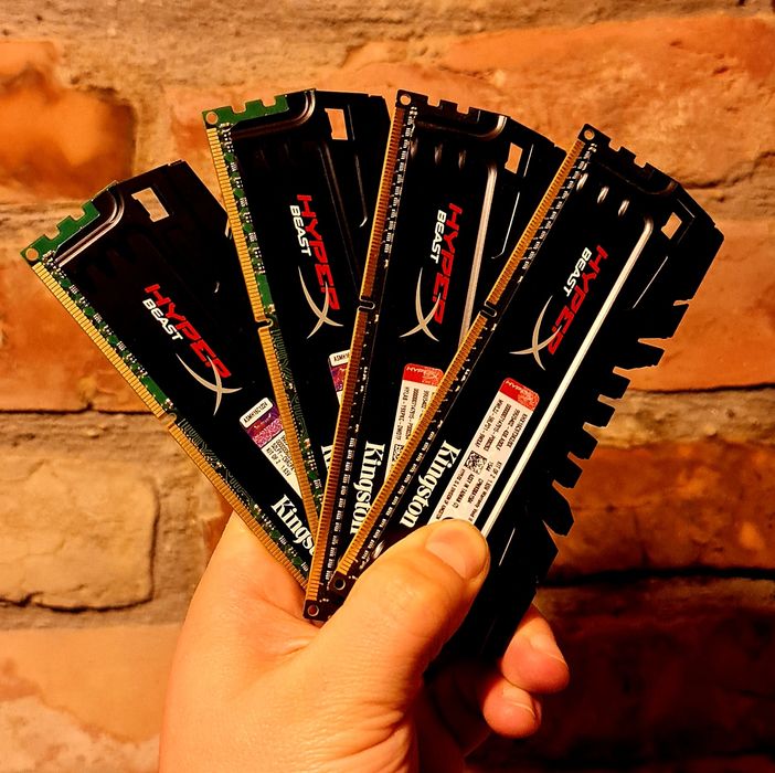 16GB RAM DDR3 1600MHz Latenta CL9 1.65V Hyper Beast X