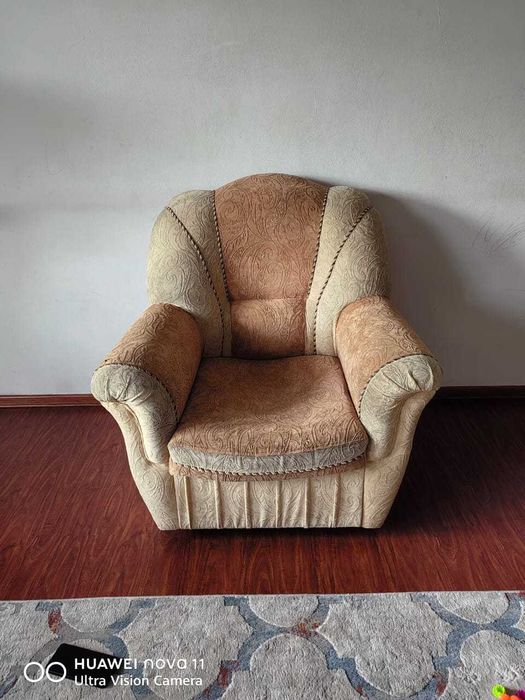 продам комплект мебели б/у