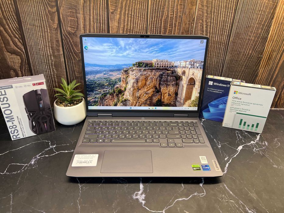 Ноутбук Lenovo LOQ 16" Core i7-13620H / 16GB / 1TB / RTX 4050 6GB