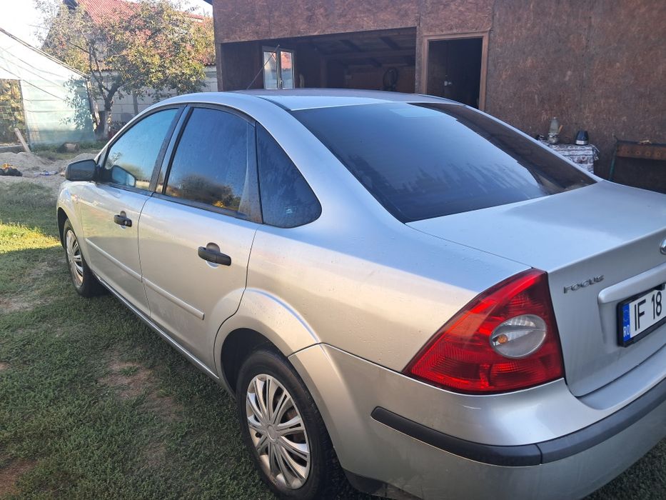 Ford Focus 1.6 benzina