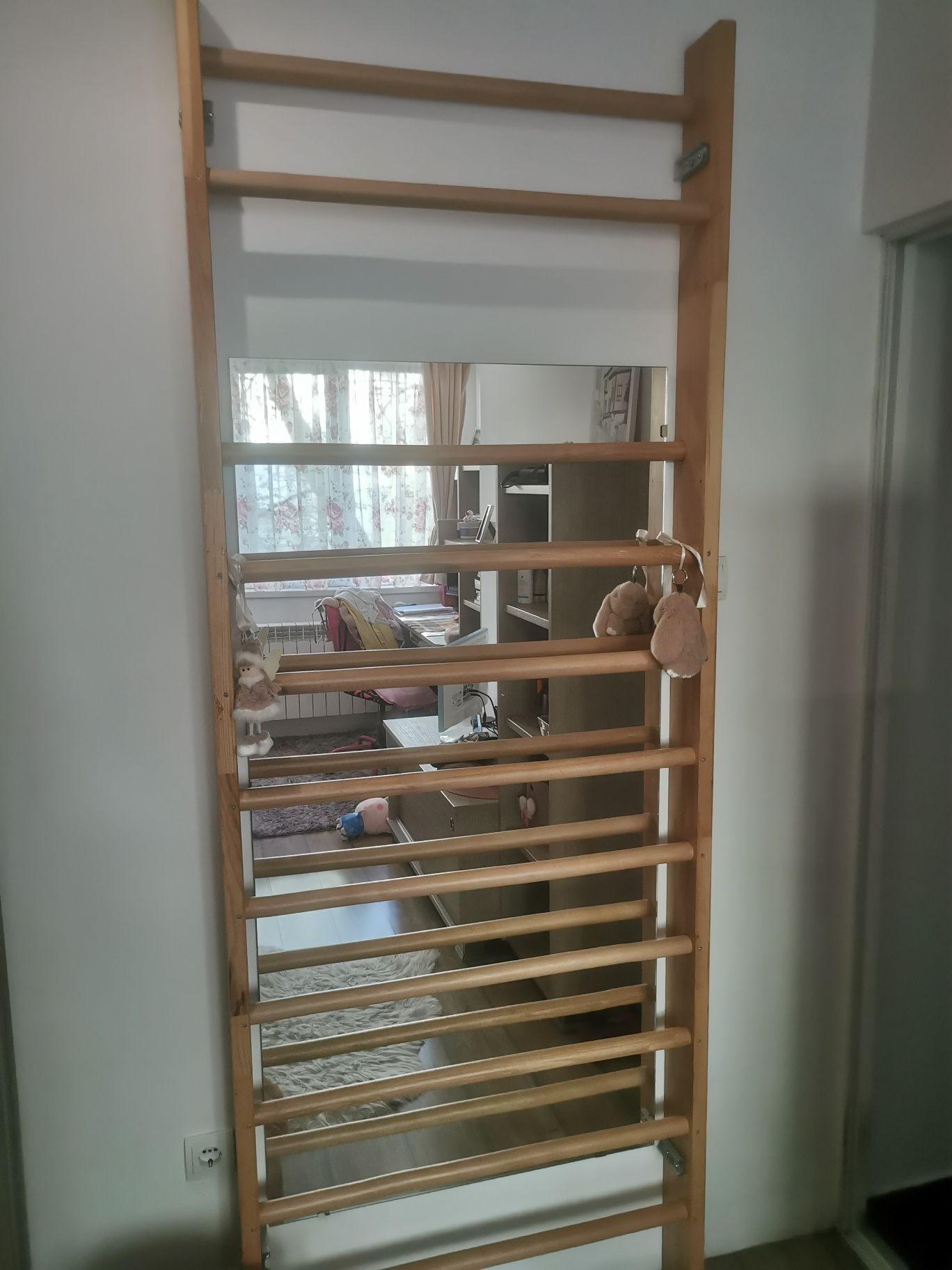 Продавам шведска стена