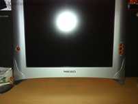 Продавам LCD Монитор