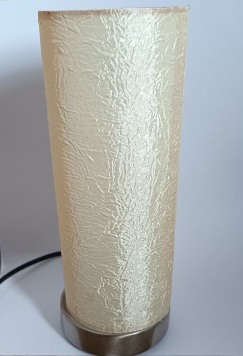 Veioza moderna  înaltă 25cm