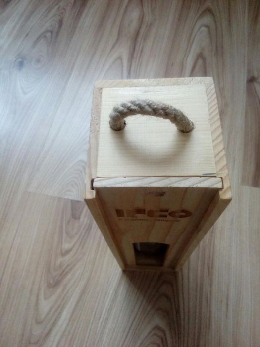 Дървена кутия за бутилка