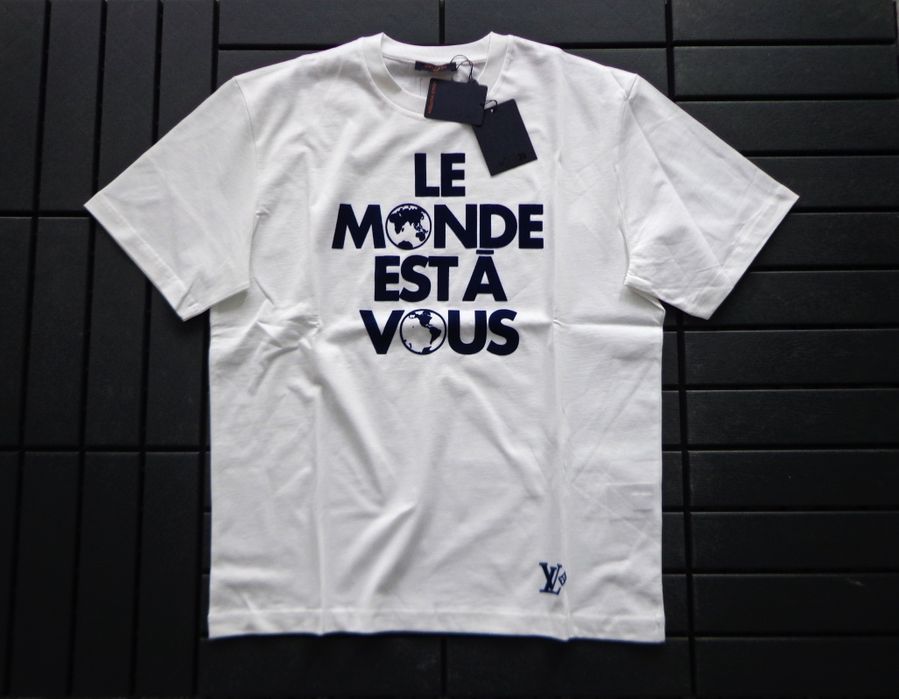 Мъжка тениска Louis Vuitton Le Monde Esta Vous