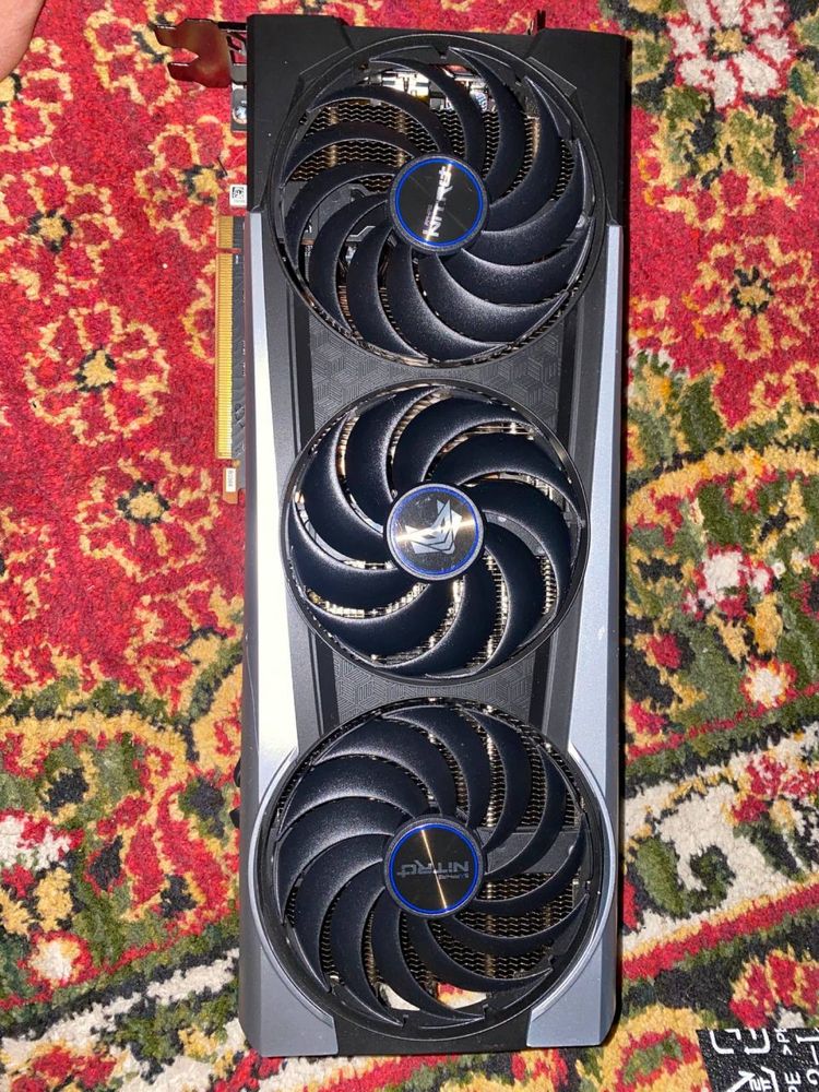 RX6800 16gb nitro+ sapphir