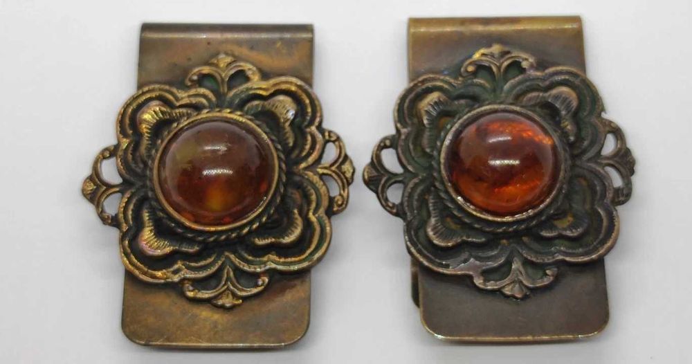 Două Clipsuri Pentru Bani Semnate Stephen Oweck