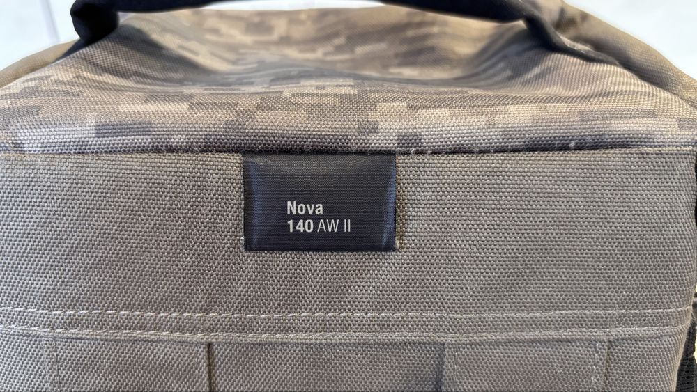 Фотографска чанта Lowepro NOVA 140 W II
