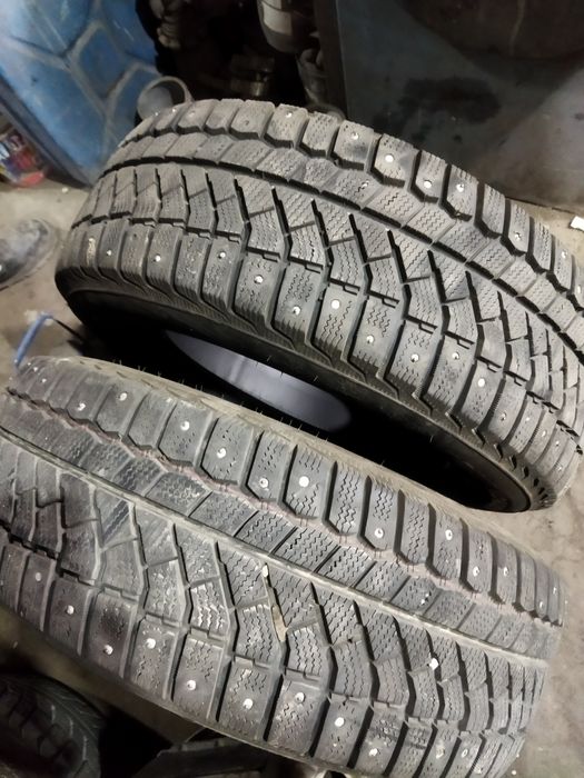 Viatti 205/65/15 пара шипы