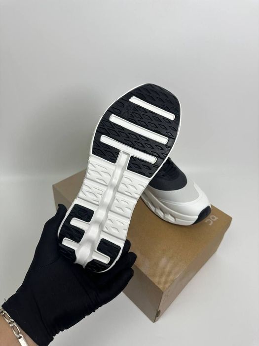 Кроссовки ON Cloud