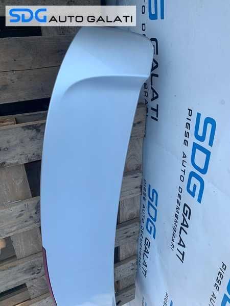 Eleron cu Stop Lampa Tripla Centrala Aditionala Hayon Haion Portbagaj Ford Focus 2 Hatchback Facelift FL 2007 - 2010 Cod 8M51-A44210-A 8M51A44210A