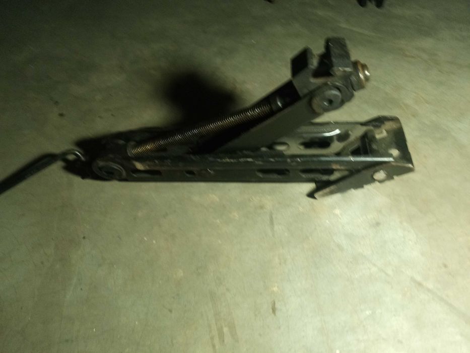 крик за повдигане на автомобили-25лв.