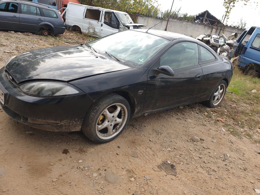 Форд Кугар 2.5 Ford Cougar 2.5 на части