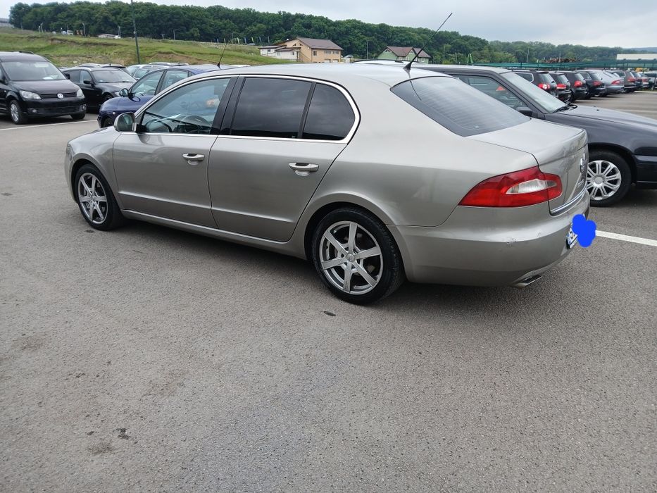 Skoda Superb 2.0 TDI 170cp DSG