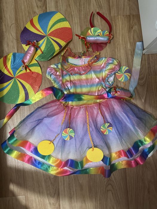 Продам платье-конфетки на утренник