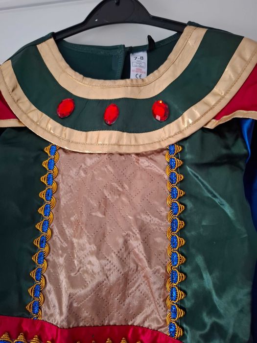 Set Costum rege Anglia 7-8 ani copii impecabil