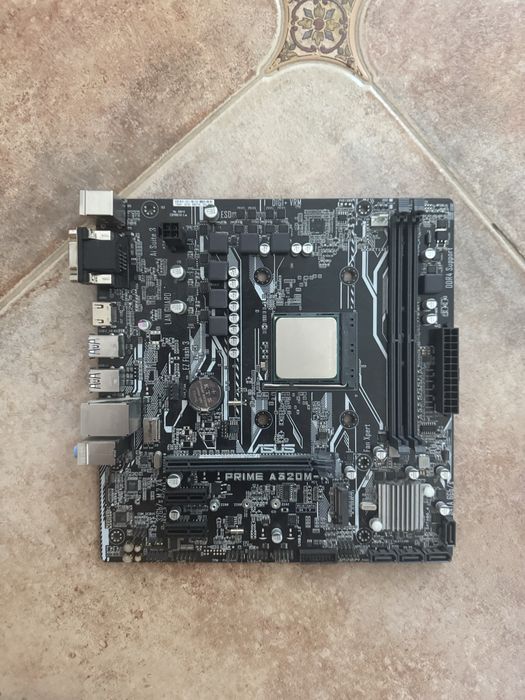 Placi de baza - Amd, intel 4 buc cititi descrierea