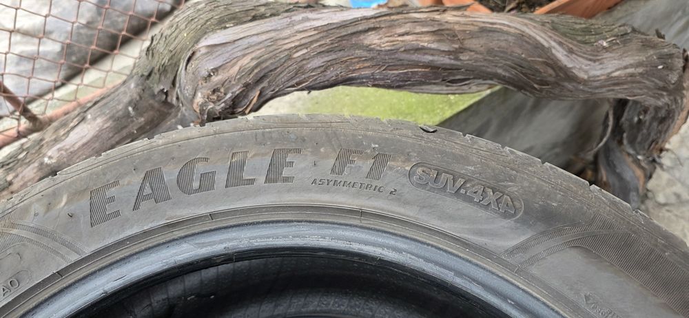 Гуми 4бр 285/45/20 - 1бр  - 250лв