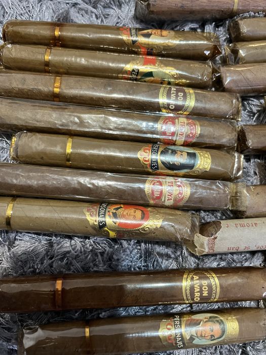 Colectie trabucuru diferite firme.45 bucati