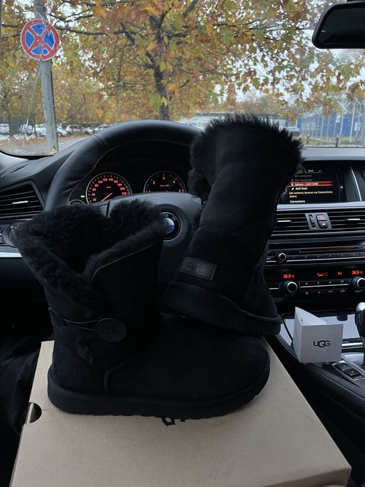 Ugg originale marime 39