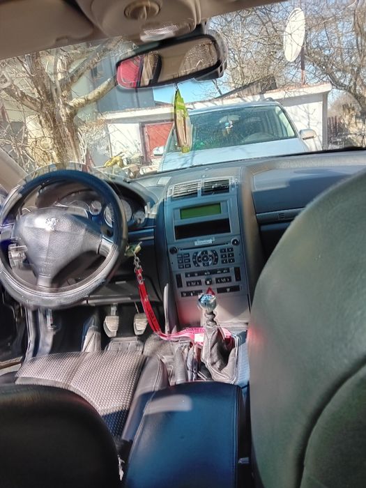 Vand peugeot 407..